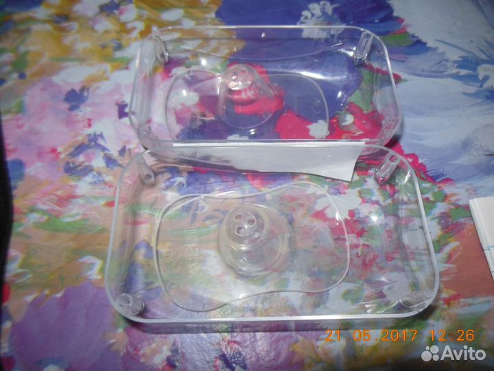 Продам насадки на грудь avent