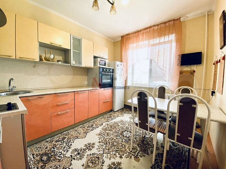 2-к. квартира, 70 м², 5/10 эт.