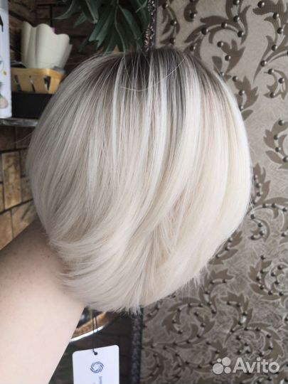 Парик блонд омбре короткий. Новый, классный