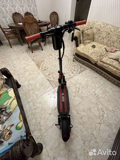 Электросамокат kugoo m4