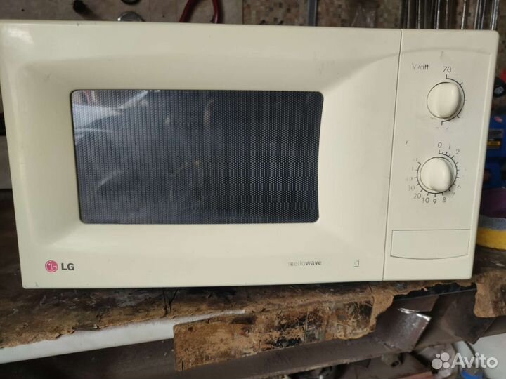 Микроволновая печь lg