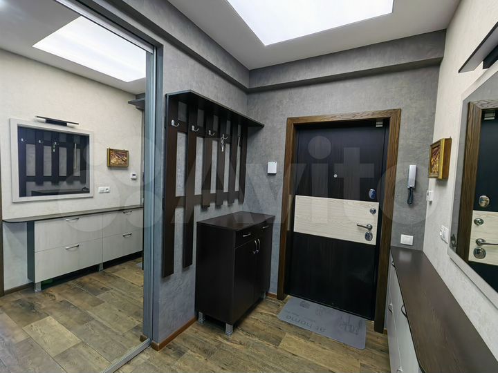 5-к. квартира, 137,3 м², 9/10 эт.