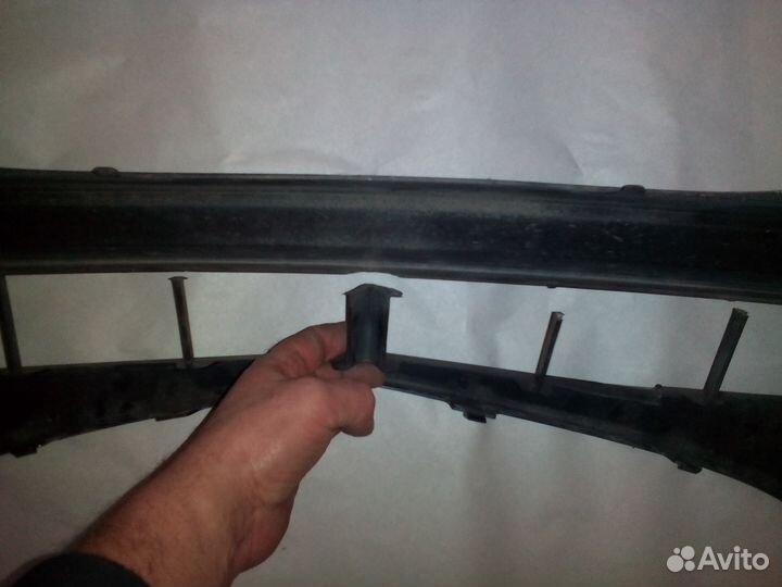 Mazda 3 бампер передний под омыватель фар