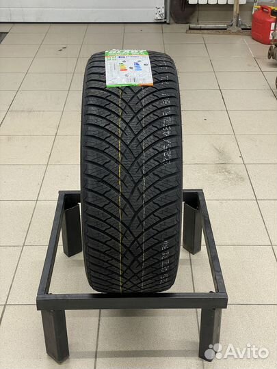 DoubleStar DLA01 215/55 R16