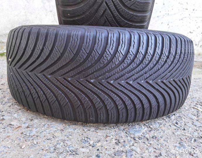 Michelin Alpin 5 215/55 R17 98V