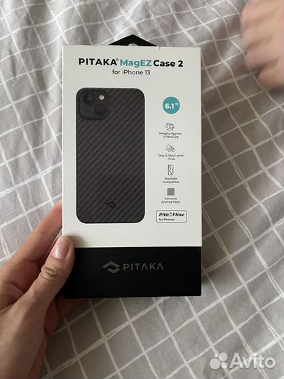 Чехол на iPhone 13 pitaka