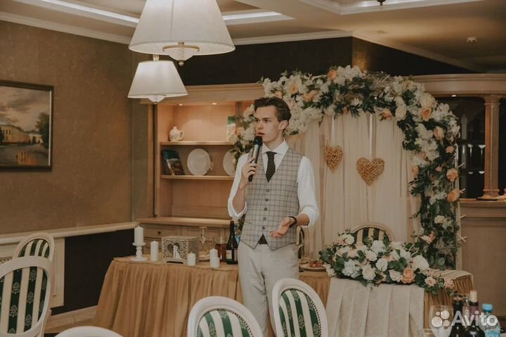 Ведущий тамада с диджеем