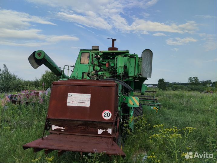 Комбайн Агромаш Агромаш 3000, 2001