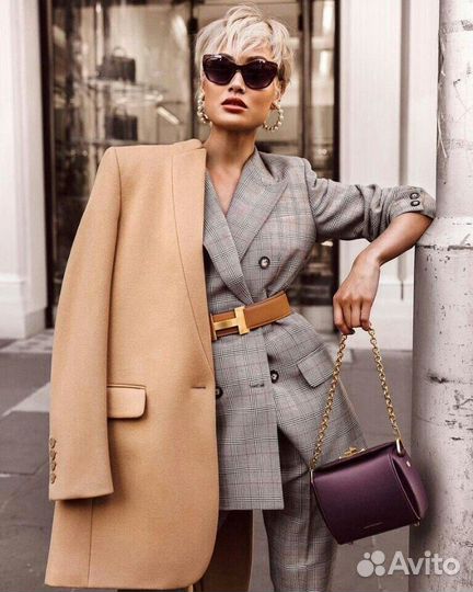 Стилист имиджмейкер