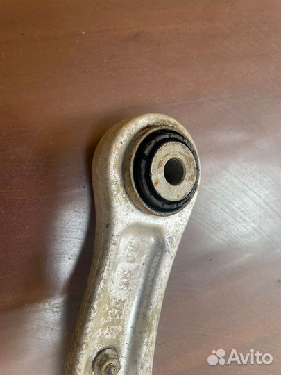 Рычаг задней подвески VAG 7L0505375A