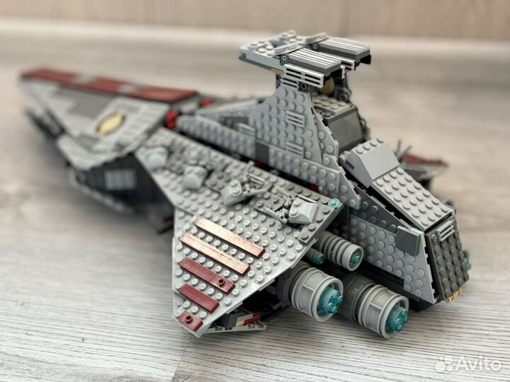 Lego star wars 8039 крейсер венатор