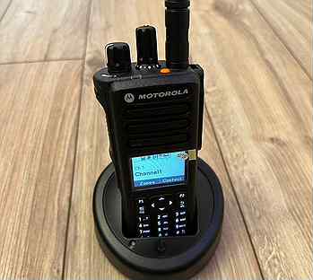 Портативная радиостанция VHF DP4801 E Motorola