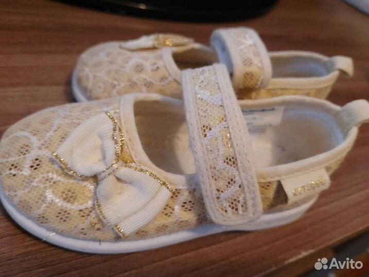 Обувь для девочки