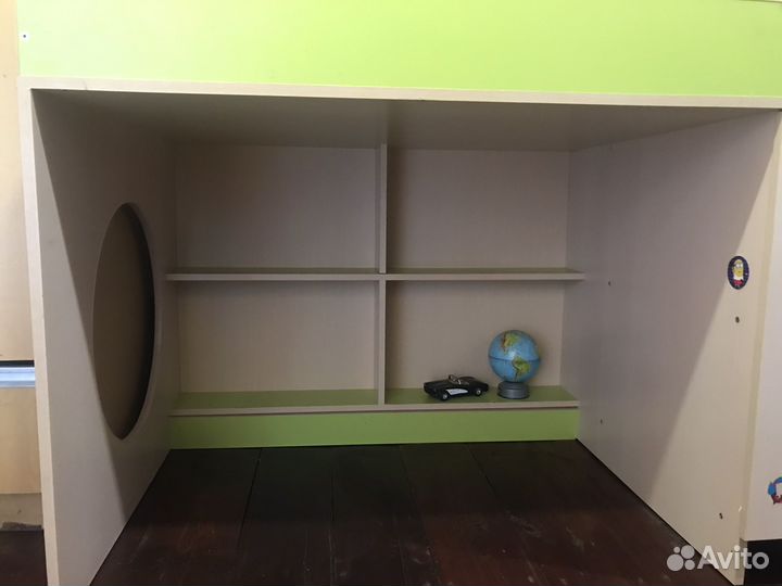 Кровать чердак домик