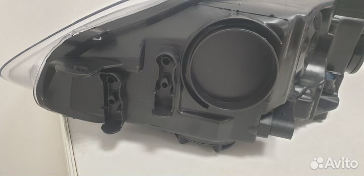 Фара правая ford focus III