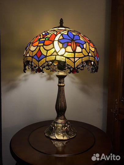 Лампа настольная в стиле Тиффани новая