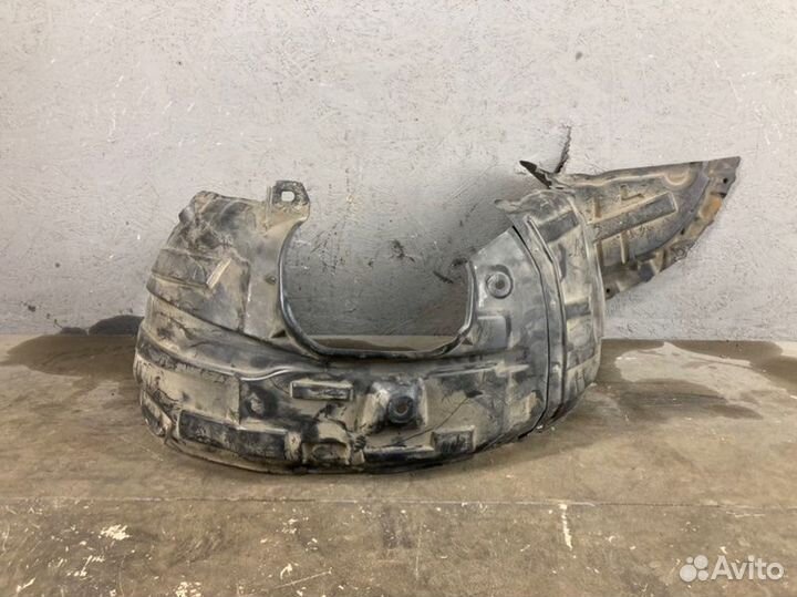 Подкрылок передний правый Mazda Mazda3 BK
