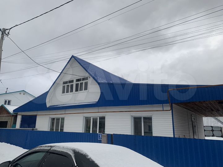 Дом 240 м² на участке 8 сот.