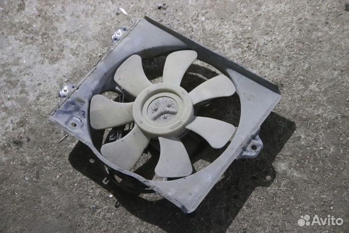 Дифузор вентилятор Тойота Карина ED