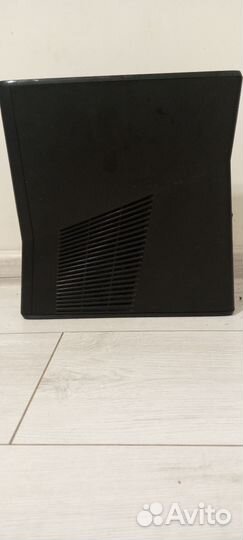Xbox 360 slim 250gb freeboot