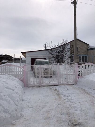 3-к. квартира, 60 м², 1/1 эт.