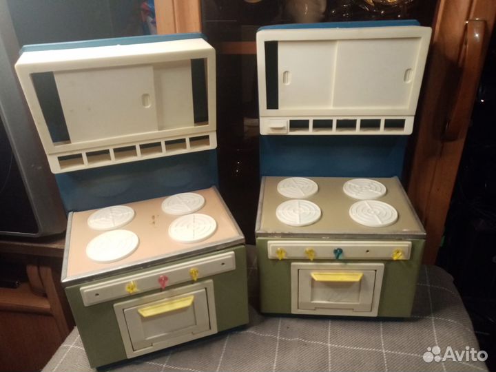 Мебель для кукол и швейная машинка СССР