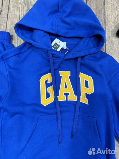 Костюм GAP подростковый новый