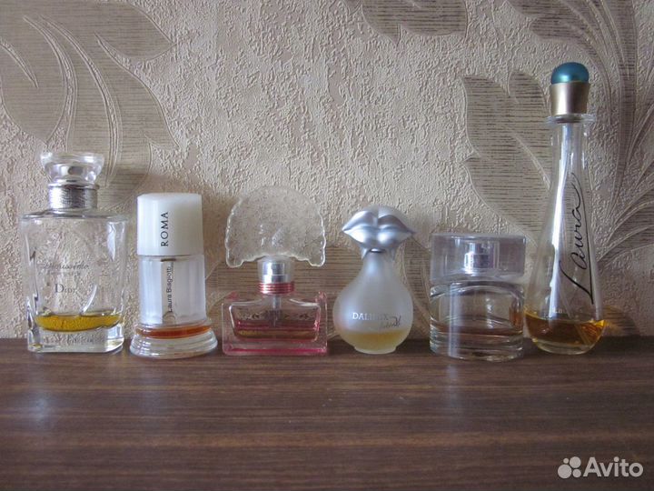 Пустые флаконы для коллекционирования