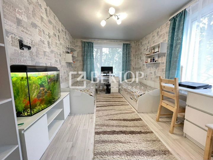 2-к. квартира, 43 м², 3/5 эт.