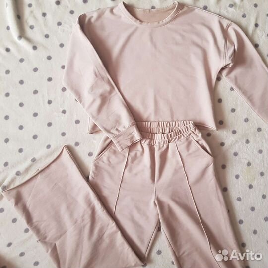 Костюм спортивный