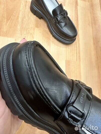 Туфли для девочки 32