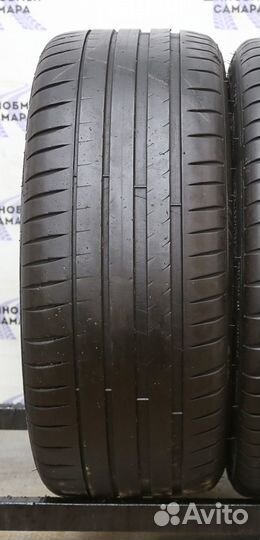 Michelin Pilot Sport 4 235/40 R19 96Y