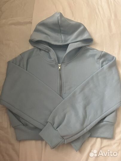 Кофта на замке