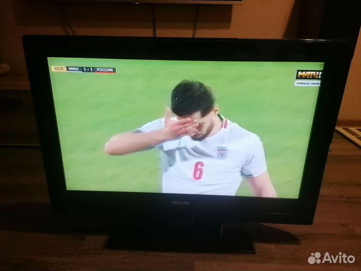 Телевизор Philips 32