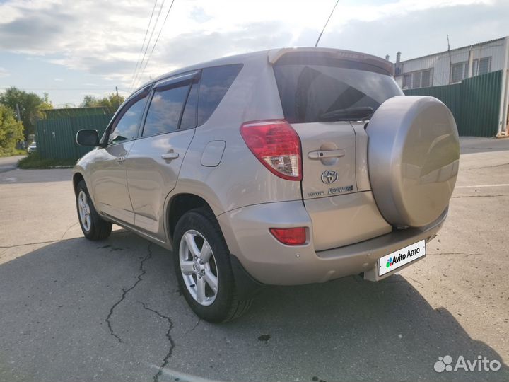 Toyota RAV4 2.0 AT, 2006, 203 000 км