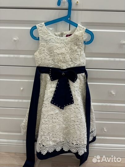 Нарядное платье для девочки 122 128 бу