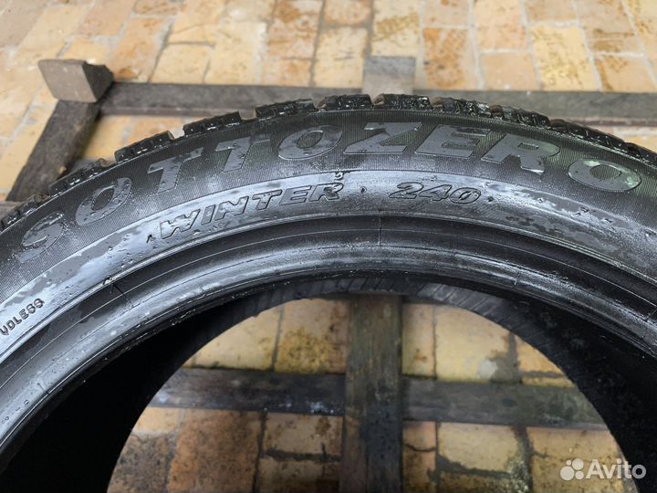 Pirelli Sottozero Winter 240 245/45 R19