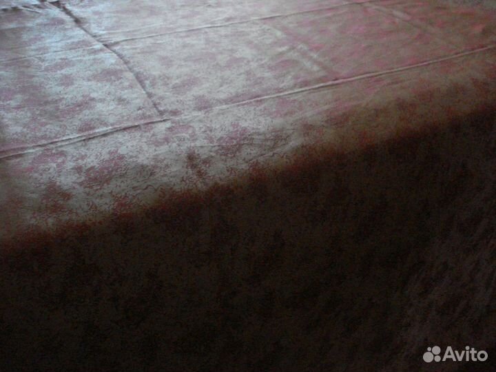 Покрывало 2 сп,коврик 57х73 см,шторы,скатерть и др