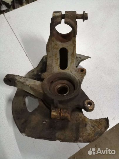 Поворотный кулак Rover 75 1.8л перед.левый