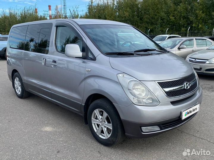 Hyundai H-1 2.4 AT, 2011, 581 715 км