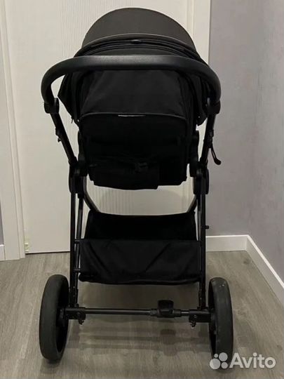 Прогулочная коляска индиго