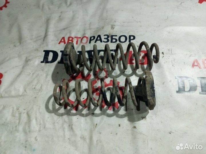 Пружина задняя Renault Megane 3 K4MV838 1.6 2010