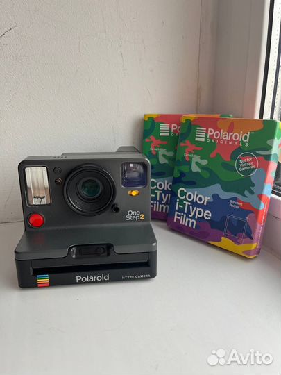 Polaroid OneStep 2 с 2 кассетами