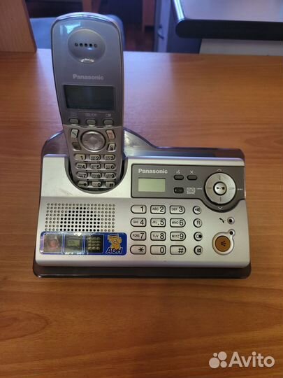 Беспроводной домашний телефон Panasonic