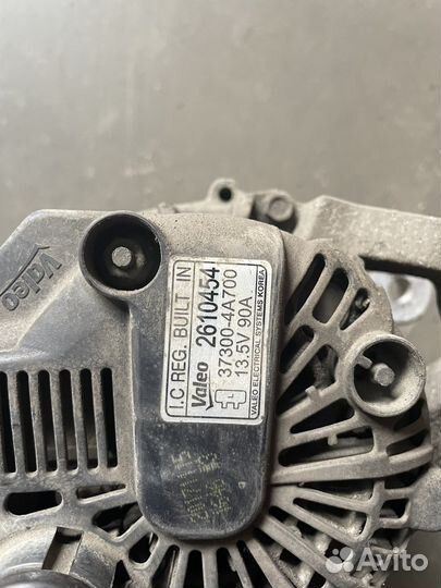 Генератор hyundai Porter 2,HD35,valeo 373004A700