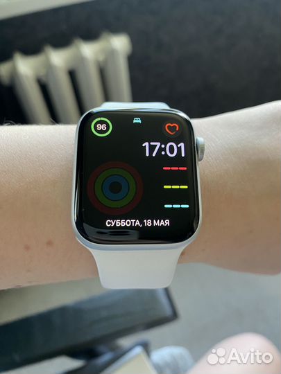 Продаю apple watch
