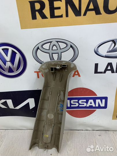 Обшивка средней стойки накладка ремня безопасности