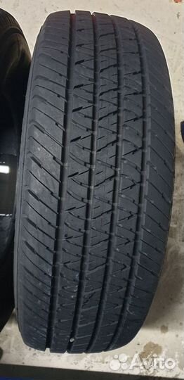 Kumho Road Venture ST KL11 235/70 R16 104T