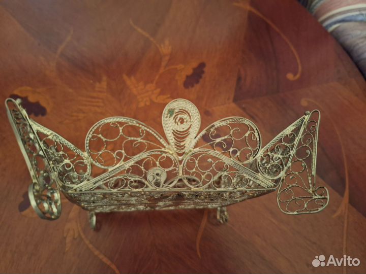 Конфетница, мелочница ажурная металлическая