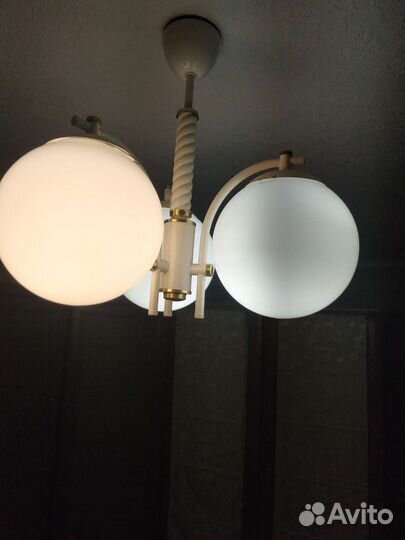 Комплект:светильник потолочный и бра(2шт)